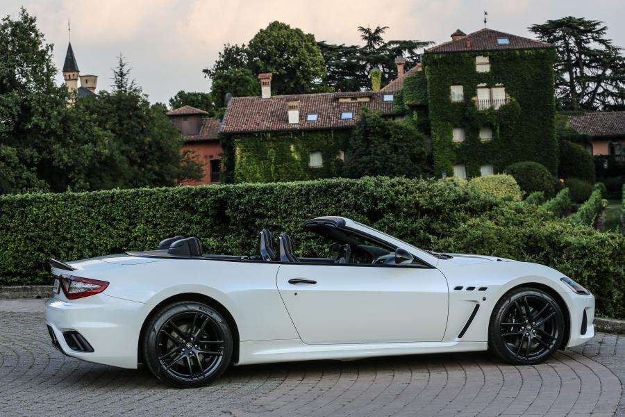  Maserati GranCabrio MC 2017 года  (фото 14 из 19)
